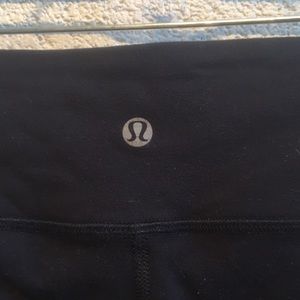 lululemon athletica Pants - Lululemon black cropped leggings size 4 60014 lululemon athletica Pants - Lululemon black cropped leggings size 4 60014